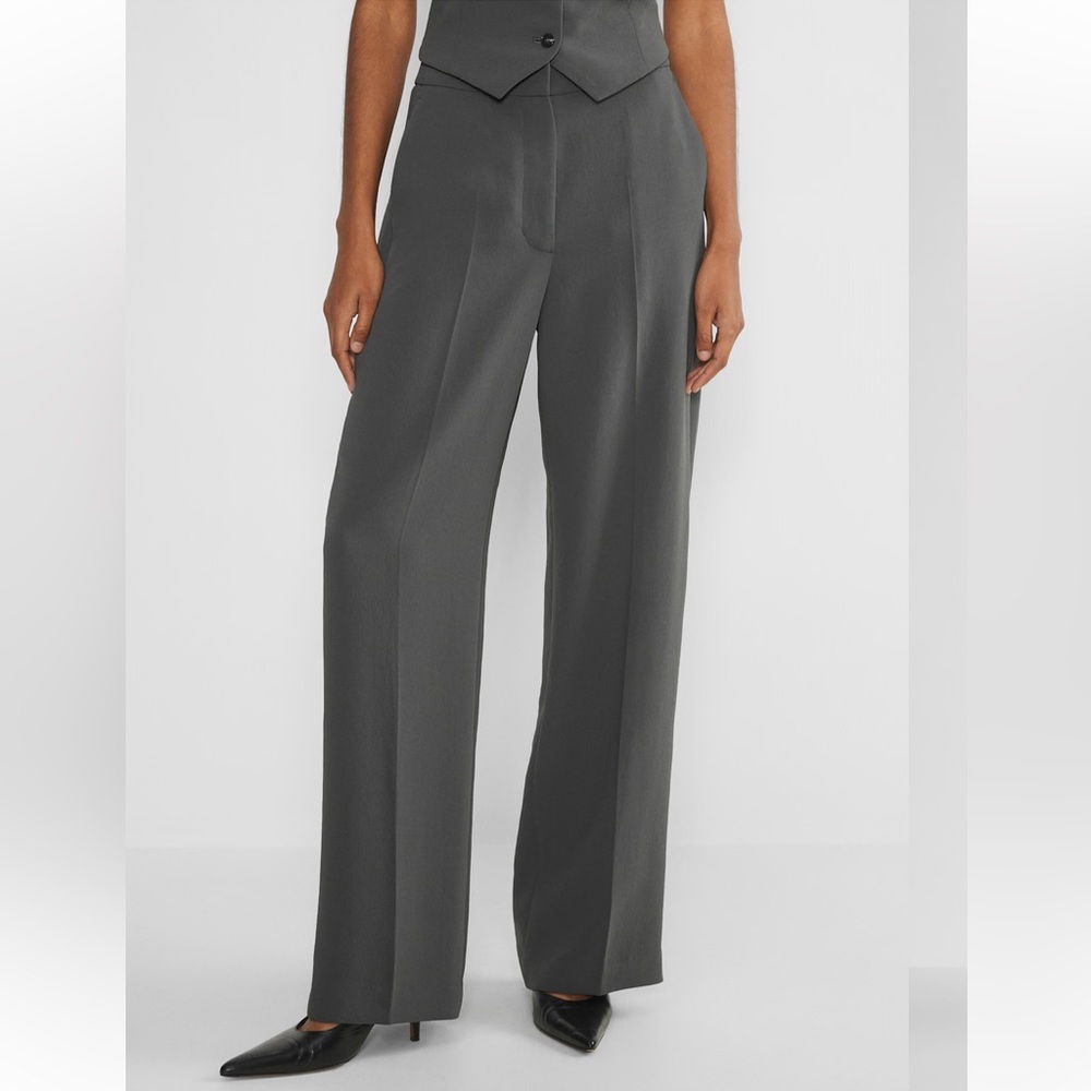 NWOT Wilfred Limitless Pant